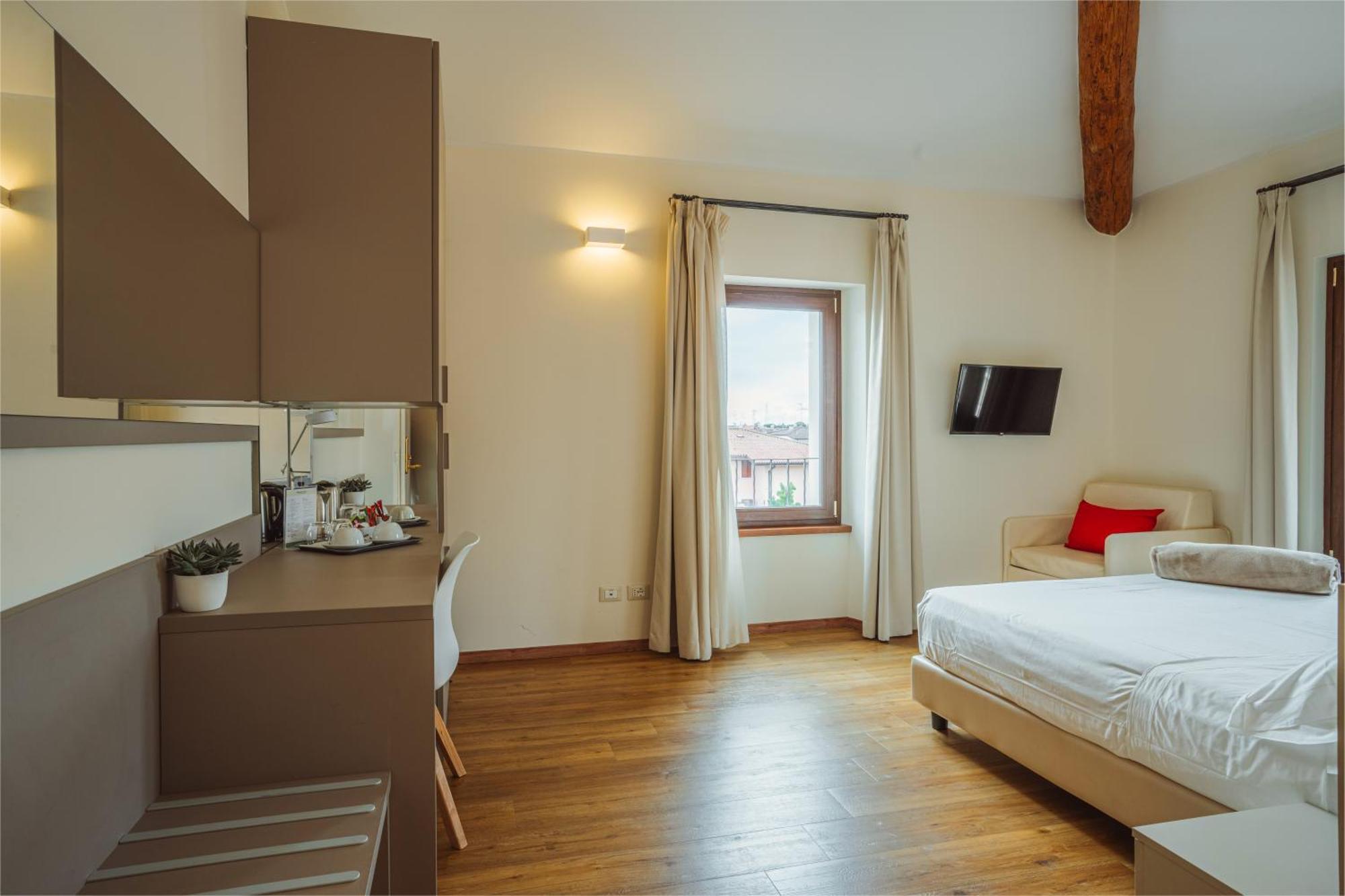 Hotel Garda Relais Castelnuovo del Garda Esterno foto
