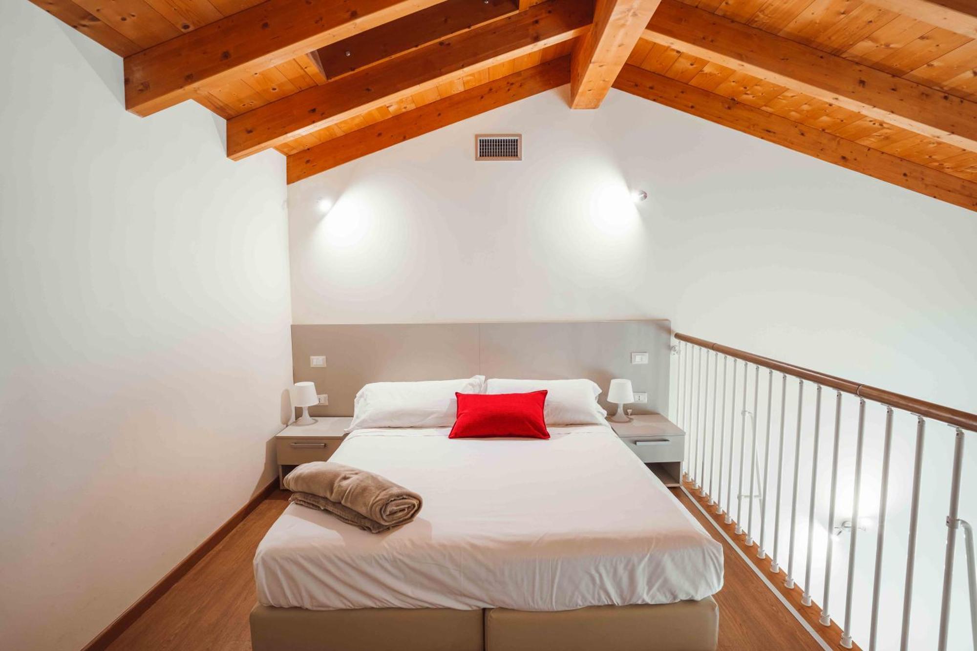 Hotel Garda Relais Castelnuovo del Garda Esterno foto