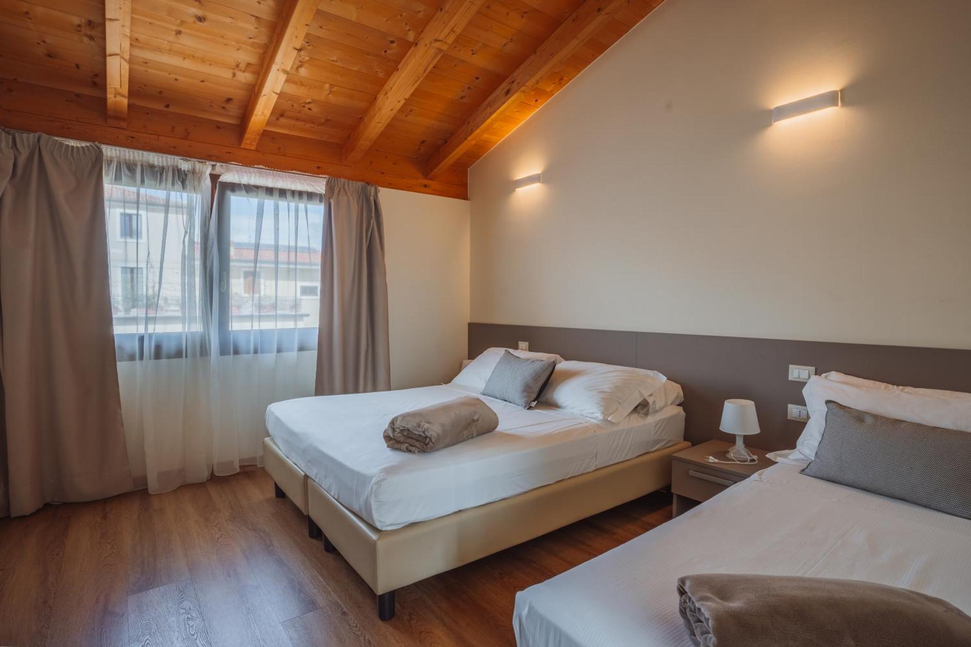 Hotel Garda Relais Castelnuovo del Garda Esterno foto
