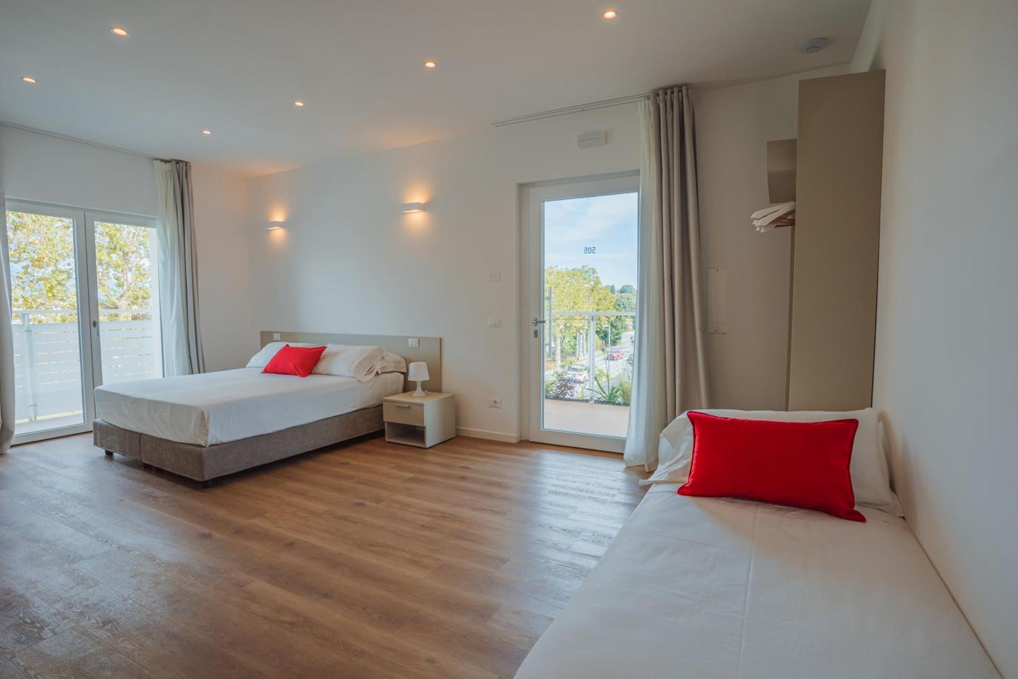 Hotel Garda Relais Castelnuovo del Garda Esterno foto