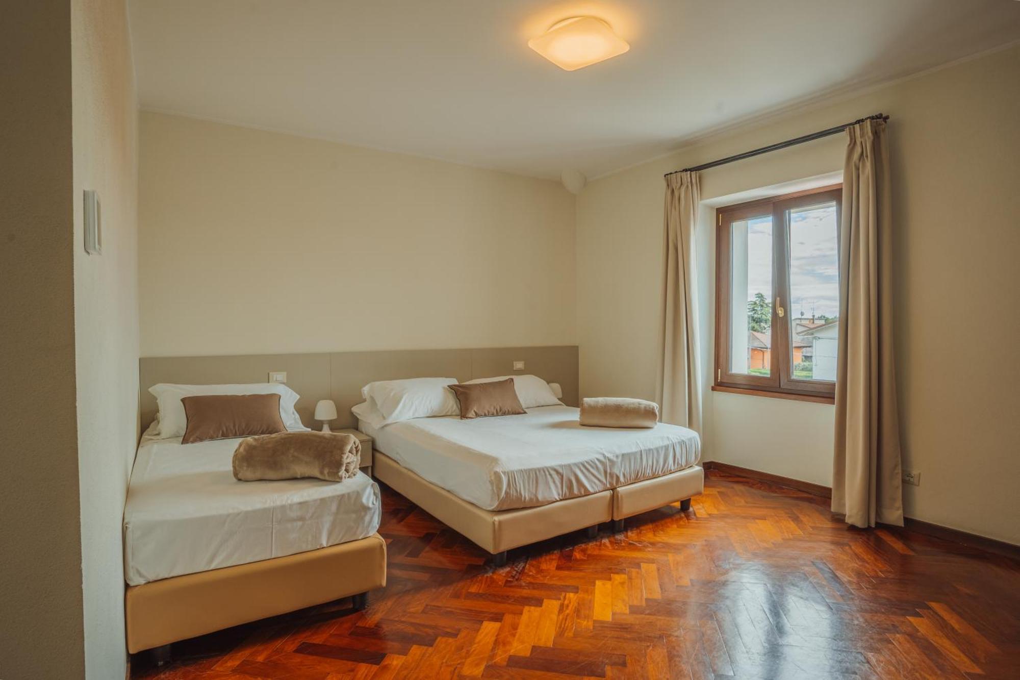 Hotel Garda Relais Castelnuovo del Garda Esterno foto