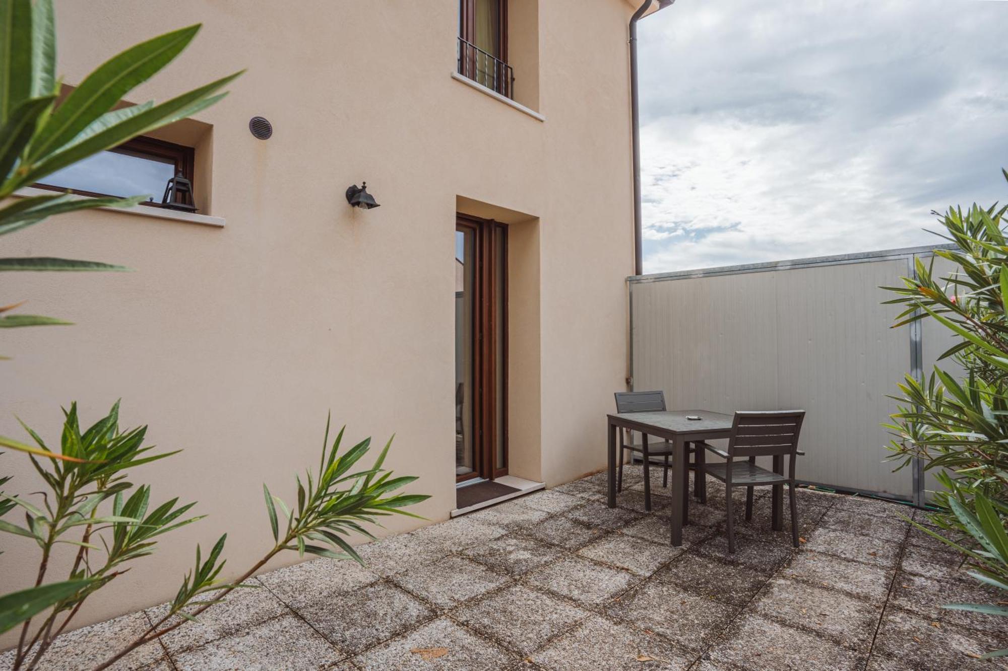 Hotel Garda Relais Castelnuovo del Garda Esterno foto
