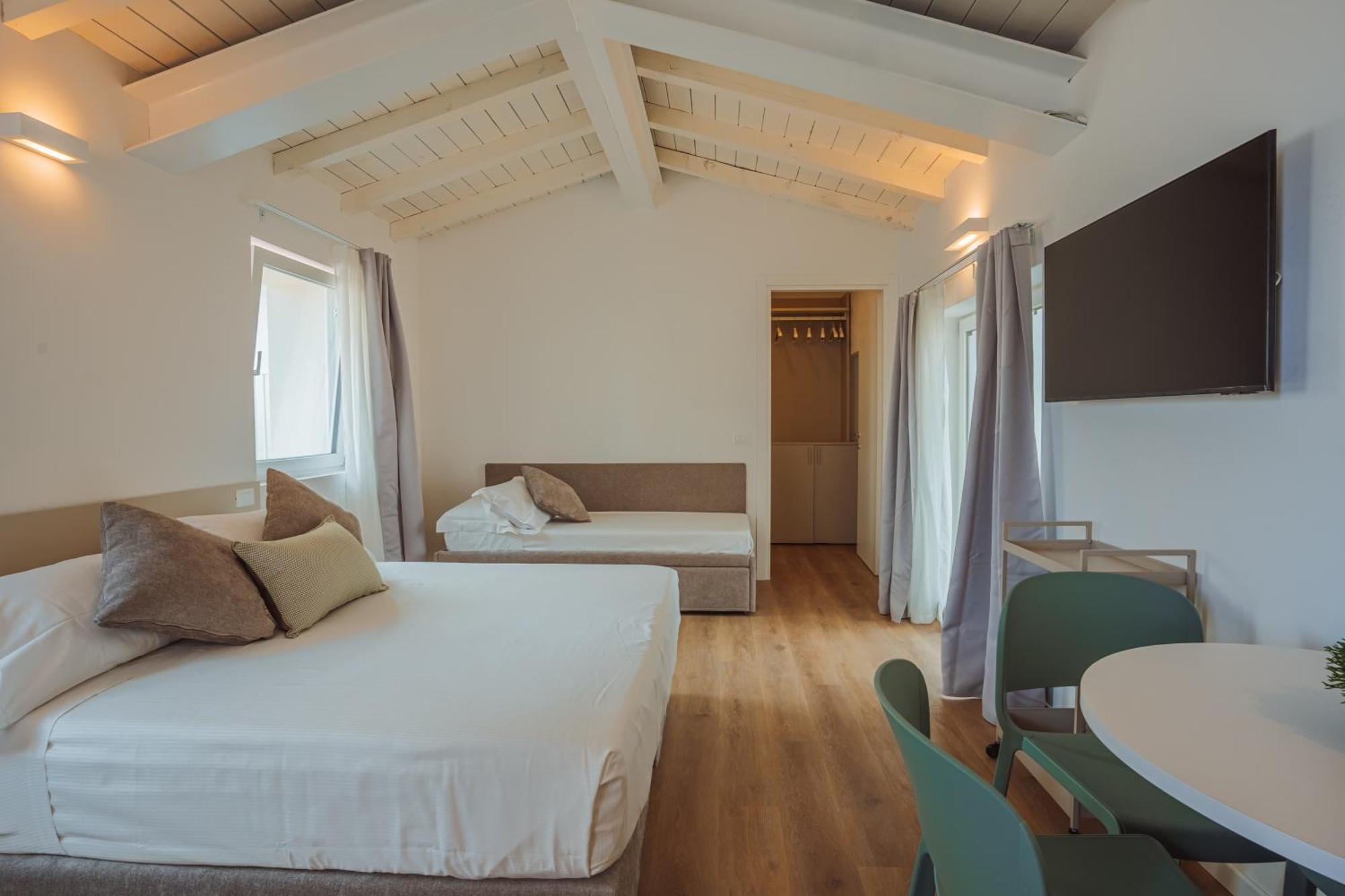 Hotel Garda Relais Castelnuovo del Garda Esterno foto